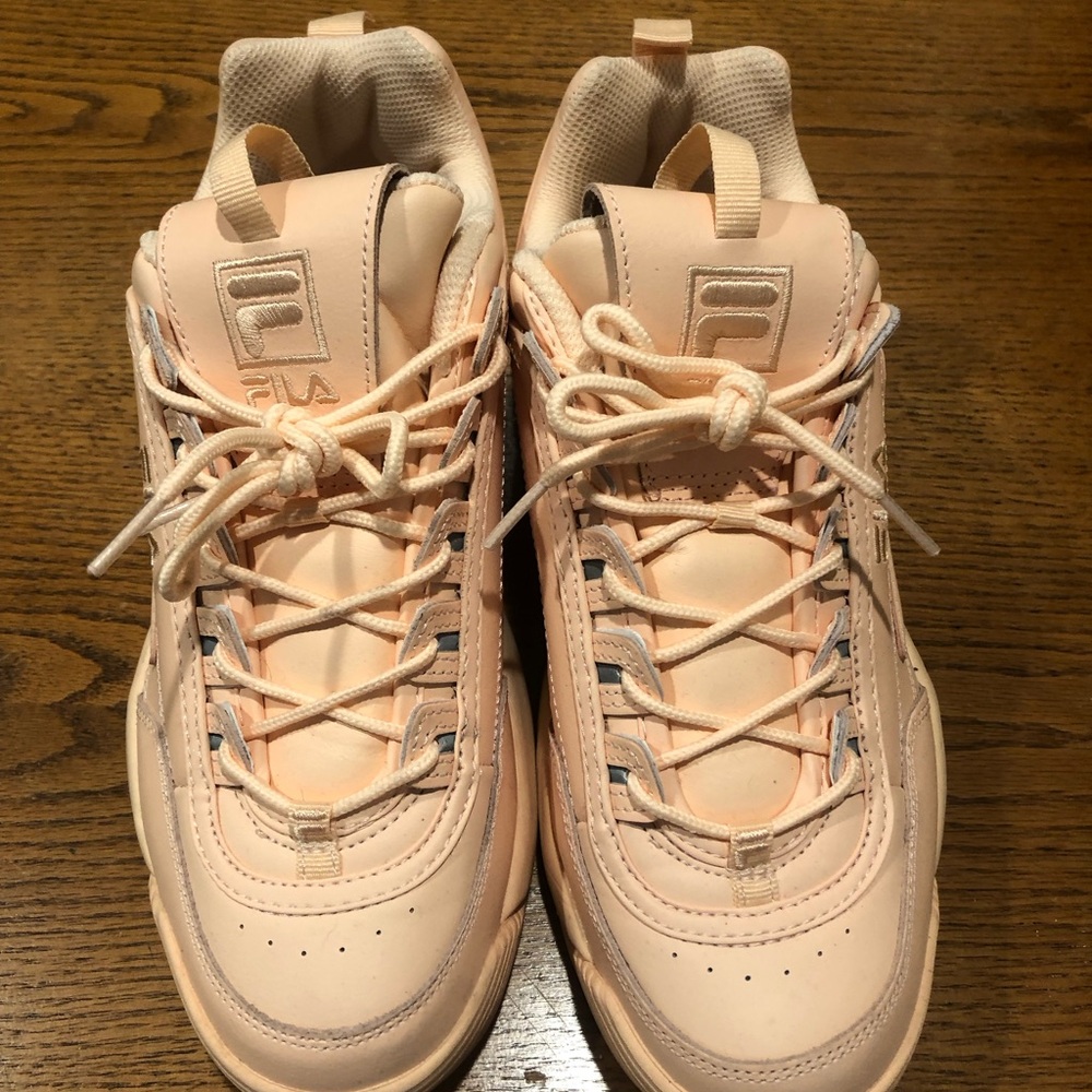 Fila Women's Peach Chunky Sneakers
